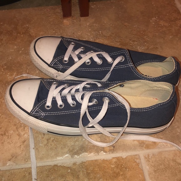 Navy blue Converse - Picture 2 of 3